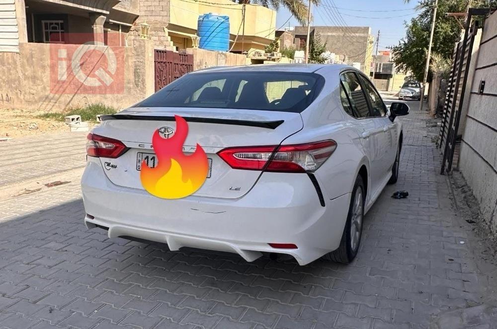 تۆیۆتا کامری